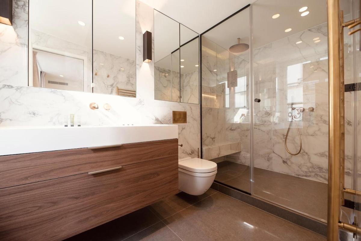 Apartment De Luxe D'une A Proximite Du Louvre Iii